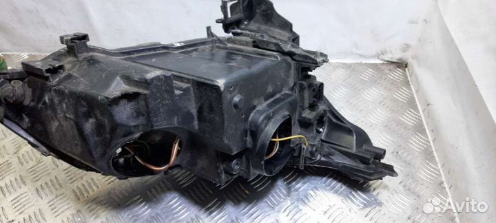 Фара передняя левая BMW5 E60/E612006