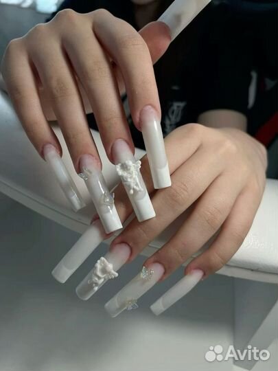 Мастер маникюра