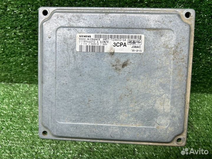 Блок управления двигателем Ford Focus 2