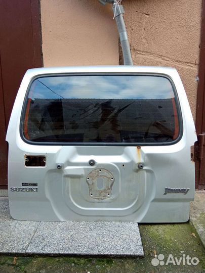Дверь задняя Suzuki Jimny JB43