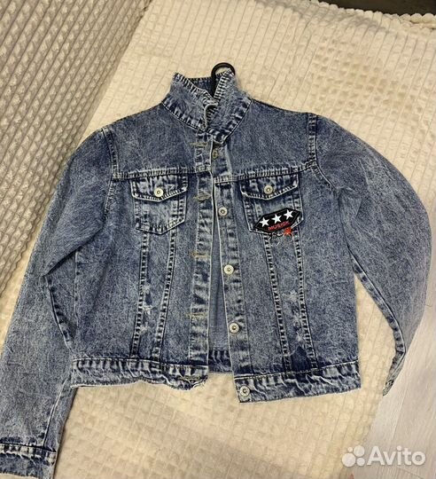 Джинсовая куртка