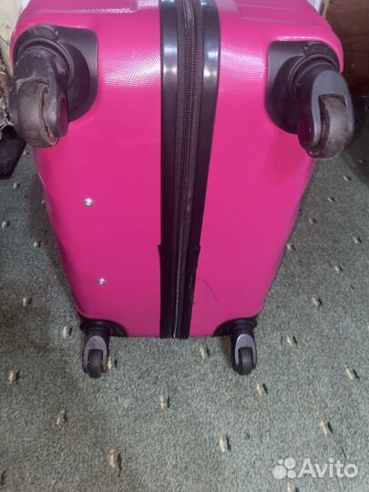 Чемодан на колесах размер L