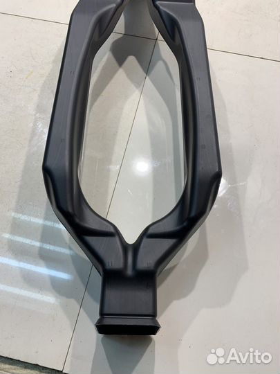 Воздуховод (Audi Q5 FY)