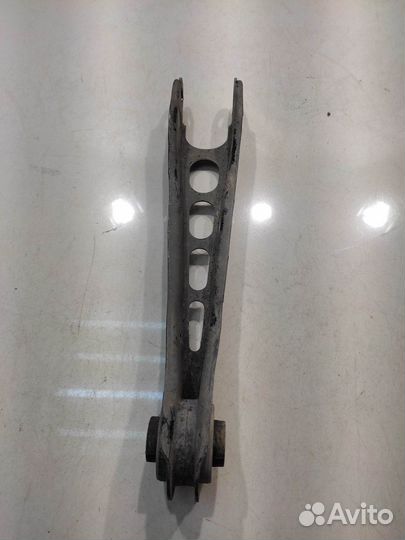 Рычаг подвески (задний, правый) (Chevrolet Camaro)