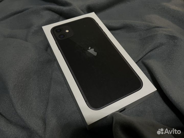 iPhone 11, 64 ГБ
