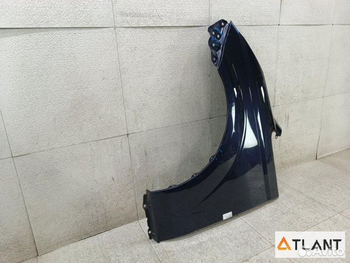 Крыло переднее левое toyota spade