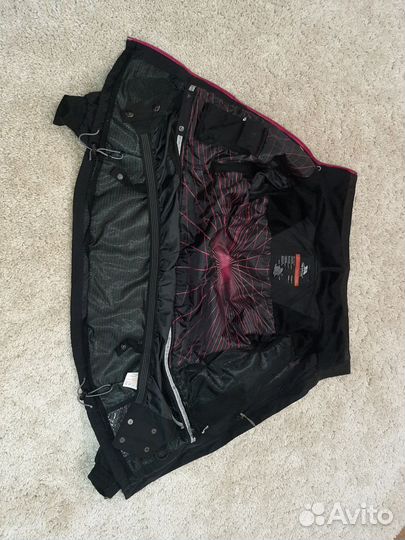 Горнолыжная куртка и штаны