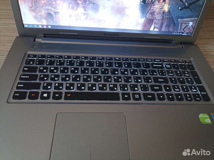 Ноутбук Lenovo