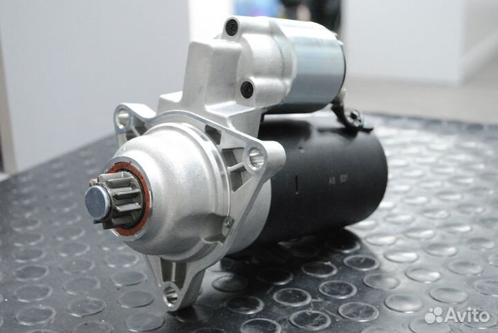Стартер VW Transporter Т4 1.9 TDi новый AS