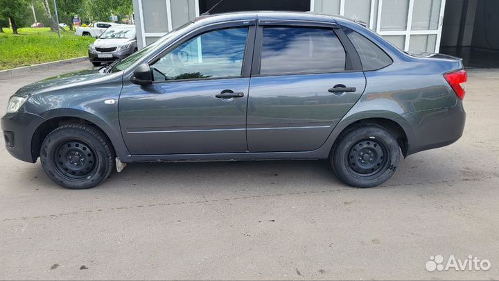 LADA Granta 1.6 МТ, 2018, 61 000 км