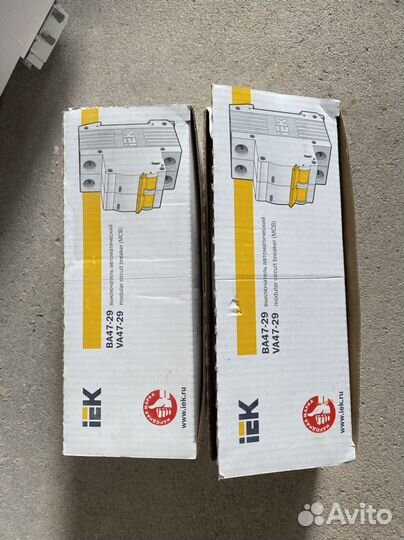 Автомат,выключатель IEK ва47-29 2Р D 16А