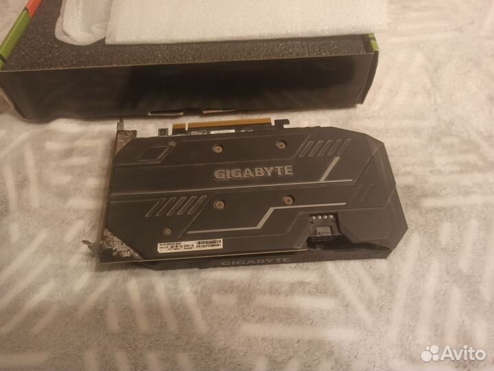 Видеокарта Gigabyte 1660 6Gb OC, б/у, 2 года