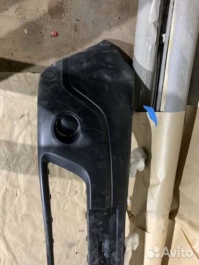 Бампер передний Renault Sandero