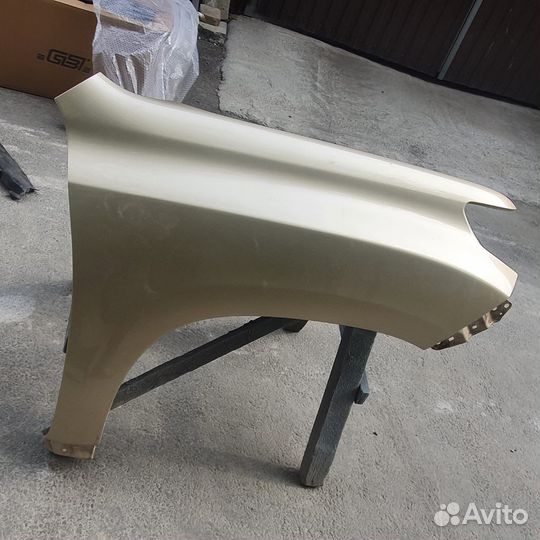 Крыло Toyota Land Cruiser Prado 150 л/п