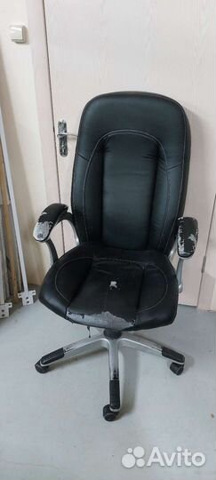 Компьютерное кресло руководителя бу