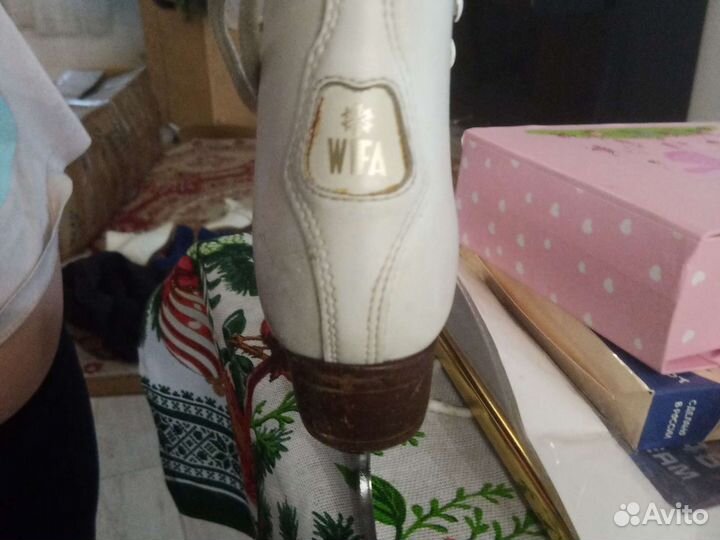 Фигурные коньки wifa 28