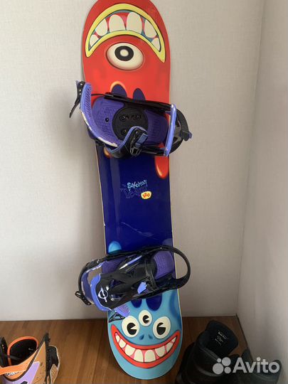 Сноуборд + крепление + ботинки(все детское)