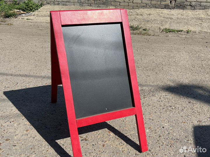 Магнитно меловая доска