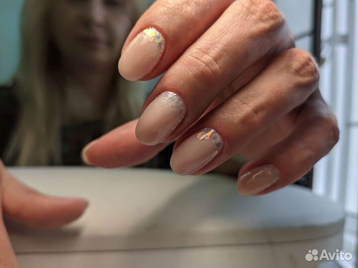 Нужна модель на маникюр бесплатно