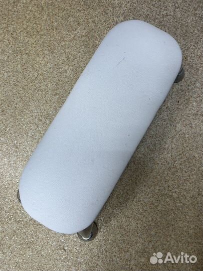 Подставка для рук маникюрная