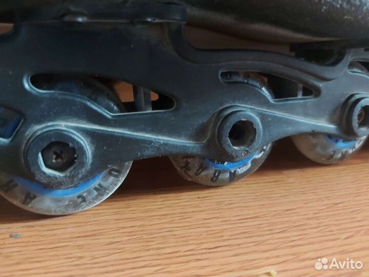 Роликовые коньки