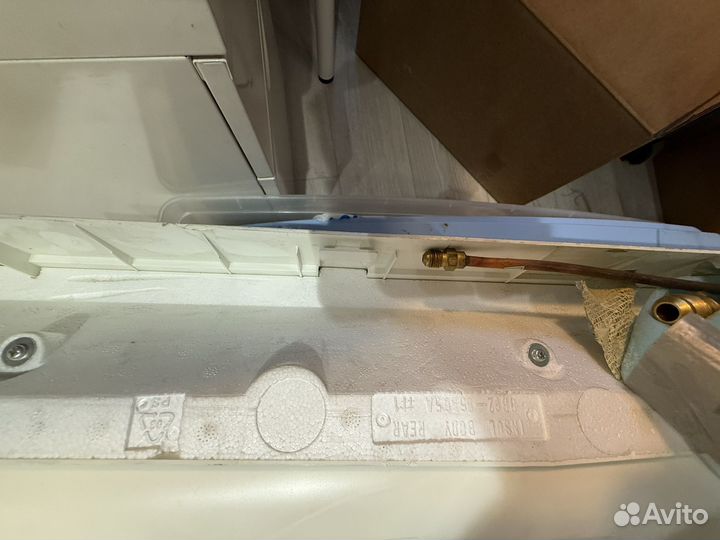 Кондиционер samsung AQ18UAX на 52 кв.м