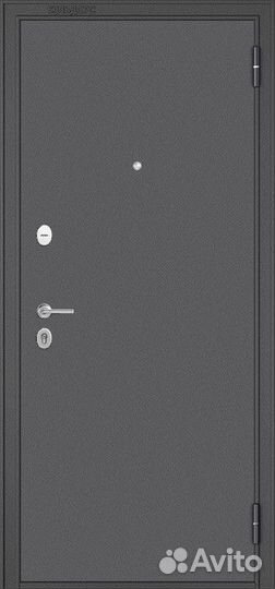 Дверь входная в квартиру