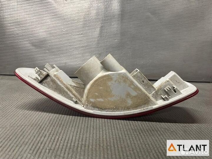 Катафот в бампер задний левый mitsubishi outlander