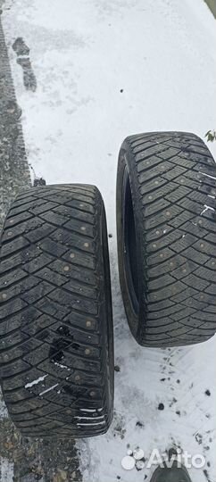 Goodyear Ultragrip Ice Arctic 215/55 R17 94