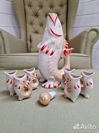 Фарфоровый штоф, графин, рюмки 