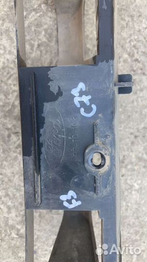 Кронштейн заднего бампера седан Форд фокус 3 11-15