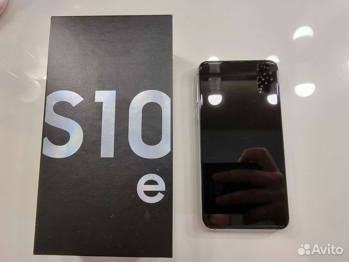 Samsung Galaxy S10e