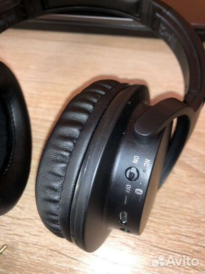 Беспроводные наушники