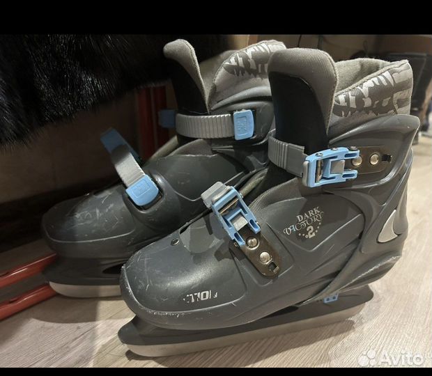 Коньки хоккейные