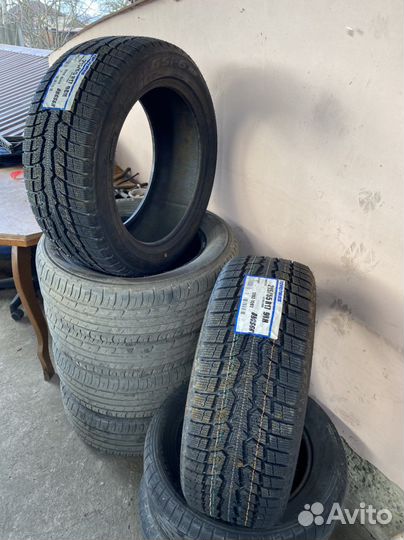 Toyo Observe GSi-6 215/55 R17 98H