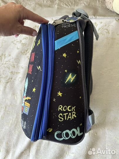 Ортопедический школьный рюкзак