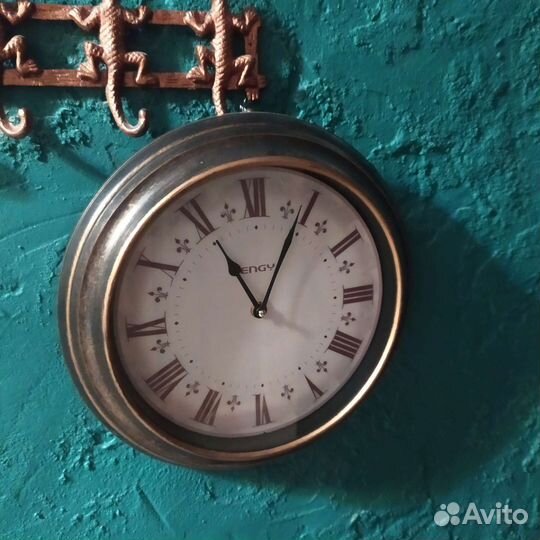 Часы настенные, винтаж