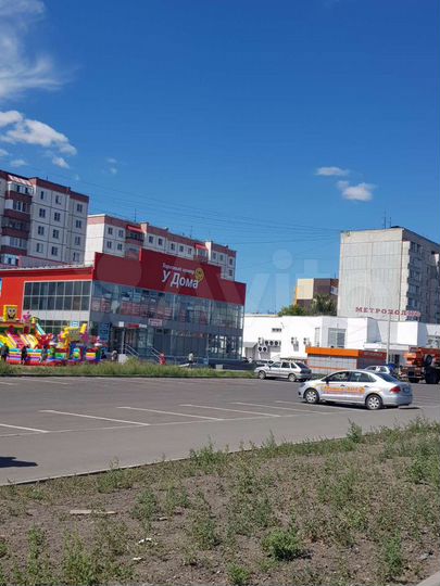 Торговая площадь, 70 м²