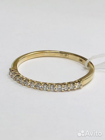 Золотое кольцо с бриллиантом