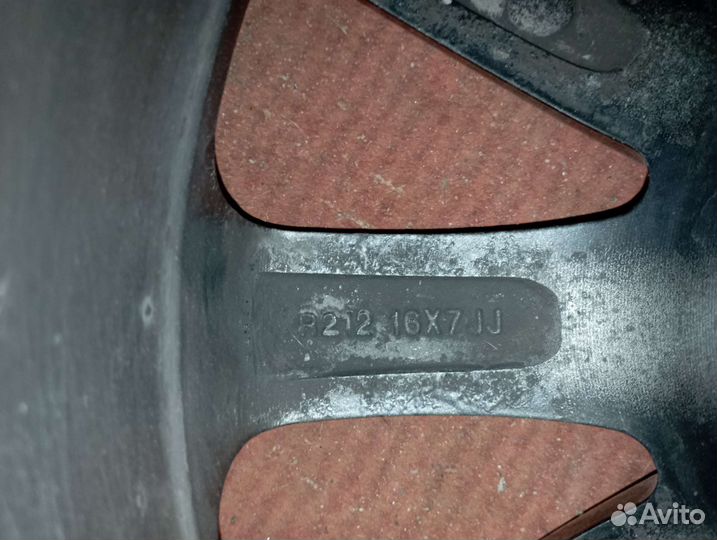 Колёсные литые диски для автомобиля марки Шкода