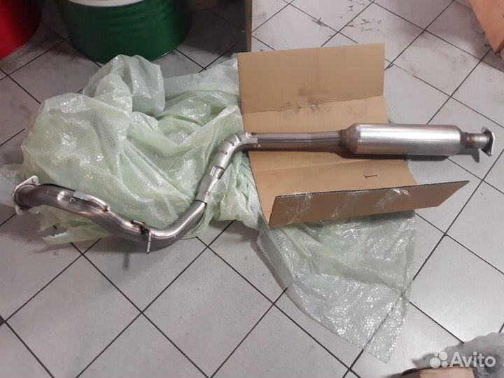 Труба глушителя средняя часть Geely Coolray