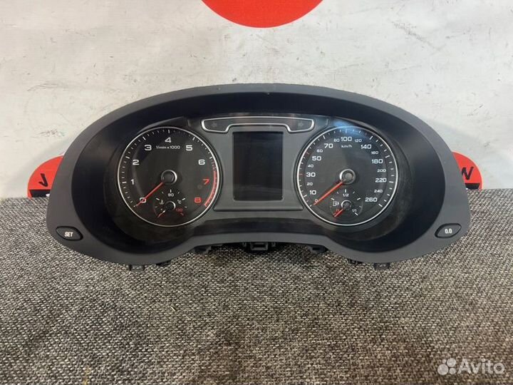 Панель приборов Audi Q3 8U