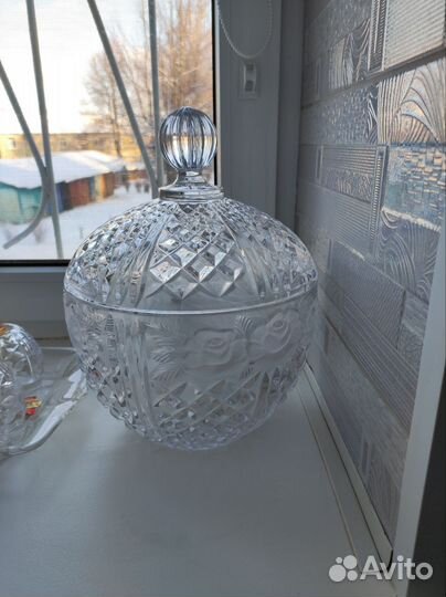 Хрустальная крюшонница и чашки 4 шт