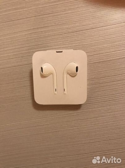 Наушники earpods