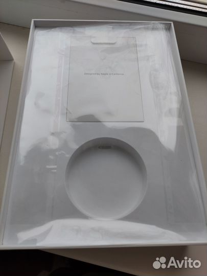 Коробка от iPad 7го поколения,32 Gb, Wi-fi