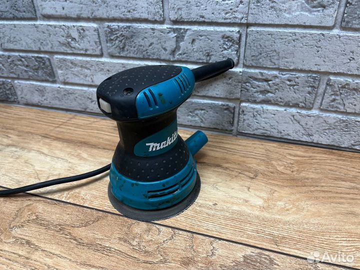 Эксцентриковая шлифмашина Makita BO 5030