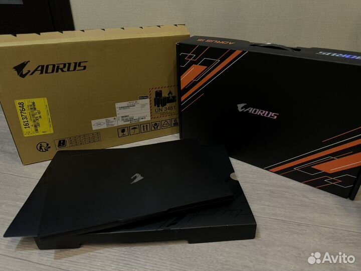 Игровой ноутбук aorus 15 XE4