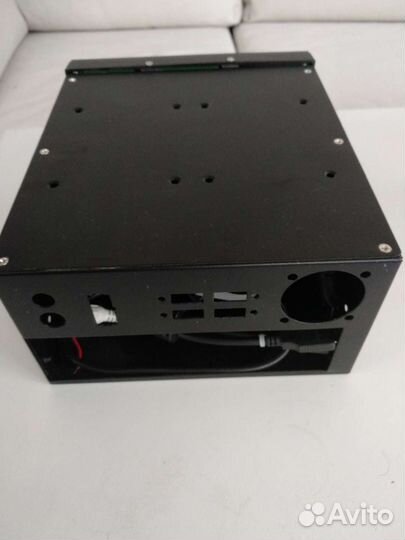 Корпус 2-din для carpc с монитором