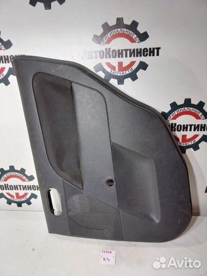 Обшивка двери задняя правая Ford Fiesta 2008