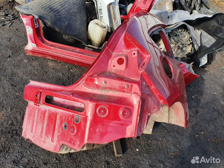 Крыло заднее правое четверть Citroen C4 хетчбек с4